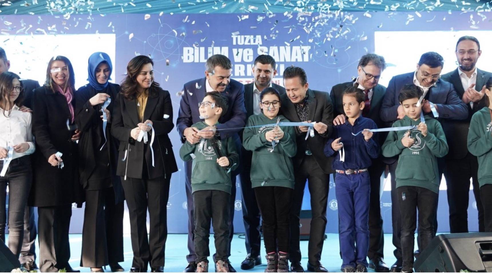 Eğitim Süresi Kısalacak Mı? Milli Eğitim Bakanı Yusuf Tekin, dünya genelinde eğitim öğretim sürelerinin